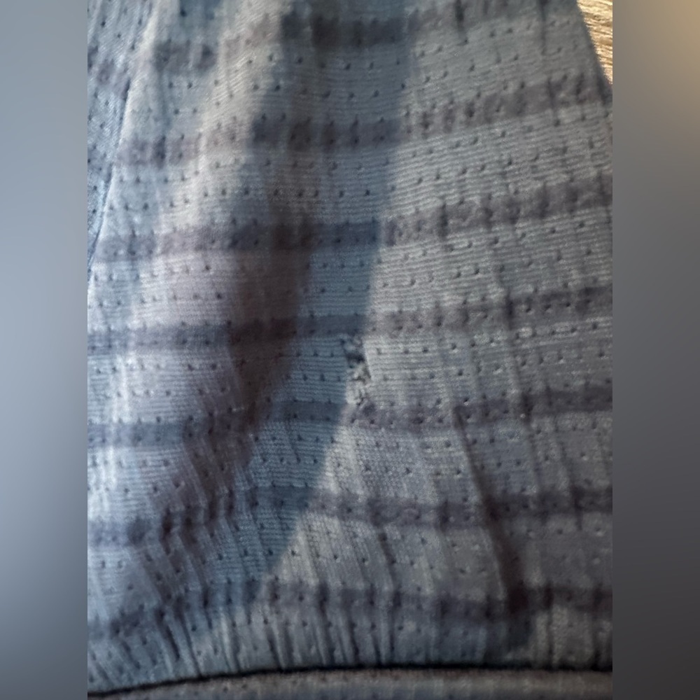 ARMANI COLLEZIONI Short Sleeve Scoop Neck Gray and Black Top - Picture 5 of 13